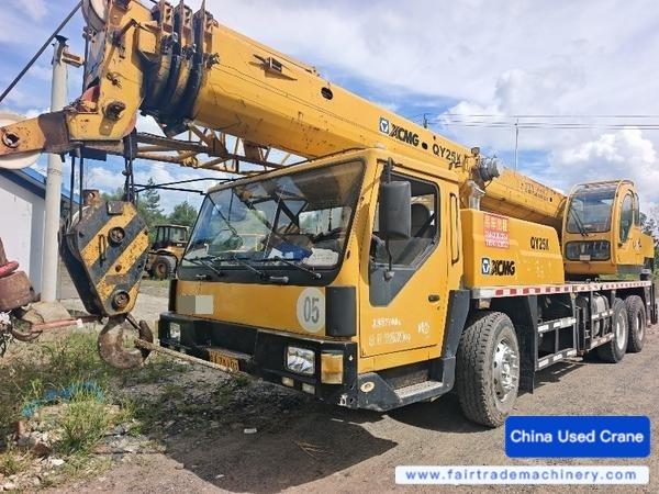 Buy XCMG QY20G Used Crane / 1
